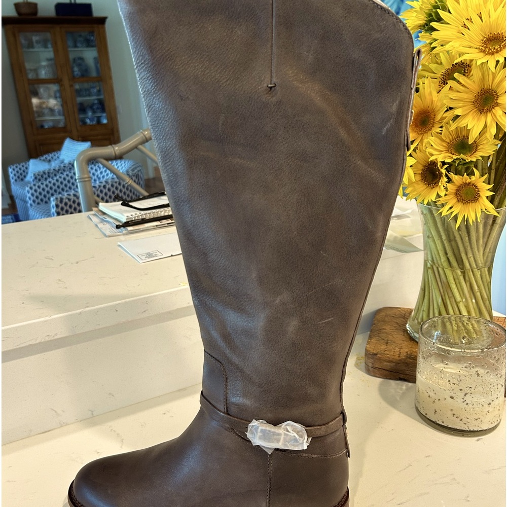 Franco Sarto brand new boots, size 9.5 , wide calf